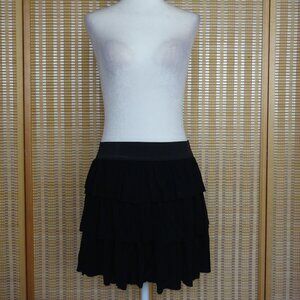 Vintage y2k Charlotte Russe black tiered mini skirt with stretchy waistband